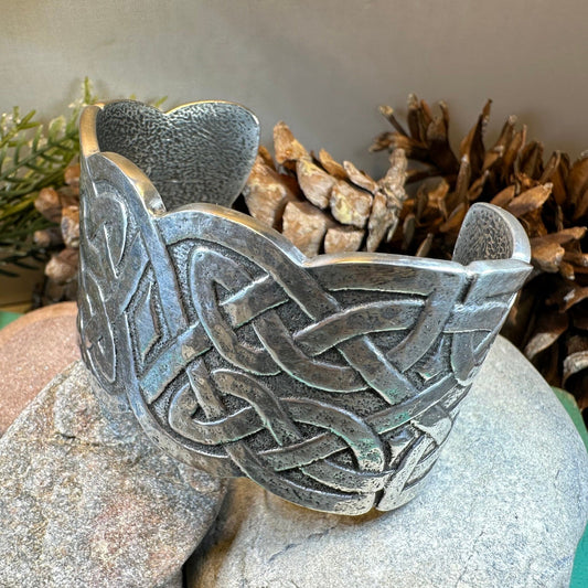 Celtic Knot Bracelet, Celtic Jewelry, Irish Cuff Bracelet, Bangle Bracelet, Scotland Jewelry, Wiccan Jewelry, Wife Gift, Girlfriend Gift