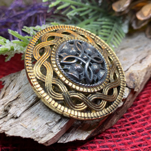 Load image into Gallery viewer, Robert Burns Thistle Brooch