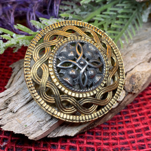 Load image into Gallery viewer, Robert Burns Thistle Brooch