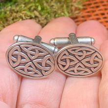 Load image into Gallery viewer, Celtic Trinity Knot Cufflinks