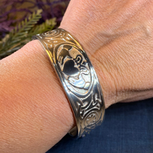 Load image into Gallery viewer, Galway Claddagh Cuff Bracelet
