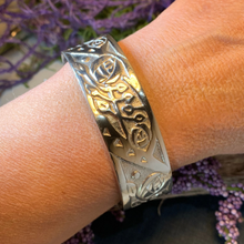 Load image into Gallery viewer, Celtic Mackintosh Flower Cuff Bracelet