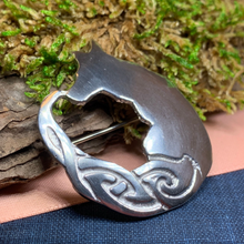 Load image into Gallery viewer, Celtic Fox Brooch