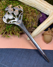 Load image into Gallery viewer, Euan Thistle Sprig Kilt Pin