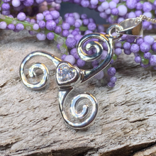 Load image into Gallery viewer, Celtic Spiral Love Necklace
