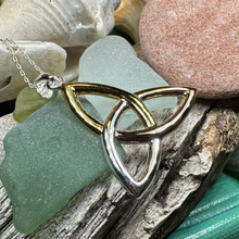 Load image into Gallery viewer, Celtic Trinity Knot Necklace