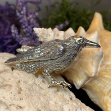 Load image into Gallery viewer, Tethra Realistic Raven Brooch