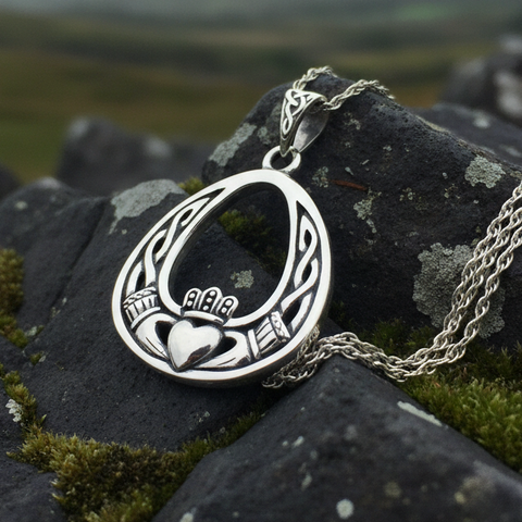 Load image into Gallery viewer, Shannon Claddagh Necklace