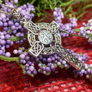 Aileran Celtic Cross Necklace