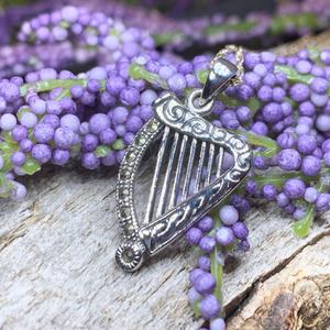 Cinnia Celtic Harp Necklace