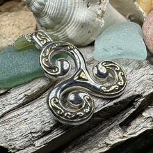 Load image into Gallery viewer, Finglas Celtic Triskele Necklace