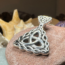 Load image into Gallery viewer, Naomh Trinity Knot Necklace