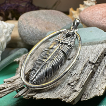 Load image into Gallery viewer, Eagle Feather Necklace