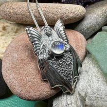 Load image into Gallery viewer, Titania Fairy Queen Necklace