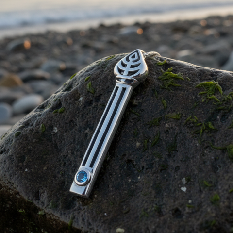 Load image into Gallery viewer, Emilie Scottish Mackintosh Necklace in Sterling Silver