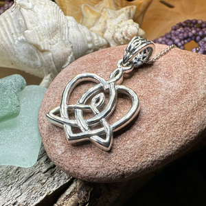 Mother's Knot Celtic Necklace