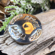 Load image into Gallery viewer, Gaelic "Little Kisses" Necklace