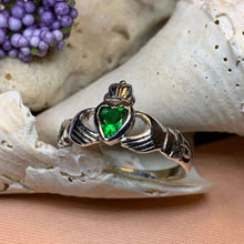 Load image into Gallery viewer, Claddagh Trinity Knot Ring