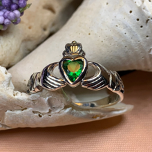 Load image into Gallery viewer, Claddagh Trinity Knot Ring