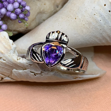 Load image into Gallery viewer, Amethyst Claddagh Ring