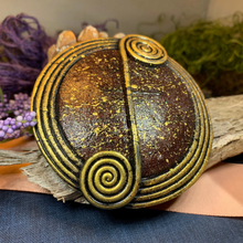 Load image into Gallery viewer, Celtic Ancient Scroll Pin