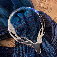 Load image into Gallery viewer, Stag Scarf Ring