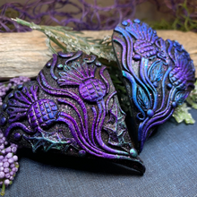 Load image into Gallery viewer, Double Thistle Love Brooch