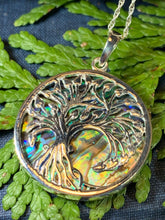 Load image into Gallery viewer, Arianrhod Tree of Life Shell Necklace 06
