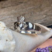 Load image into Gallery viewer, Ardmore Claddagh Ring