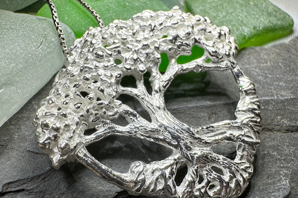 The Tree of Life: A Symbol of Strength, Family, and Connection