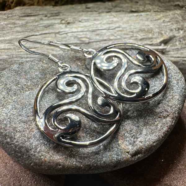 5 Ways to Incorporate Celtic Jewelry into Your Daily Wardrobe (Without Overdoing It)