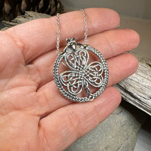 Load image into Gallery viewer, Sylvania Shamrock Necklace
