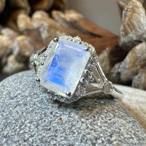 Load image into Gallery viewer, Tianna Moonstone Ring
