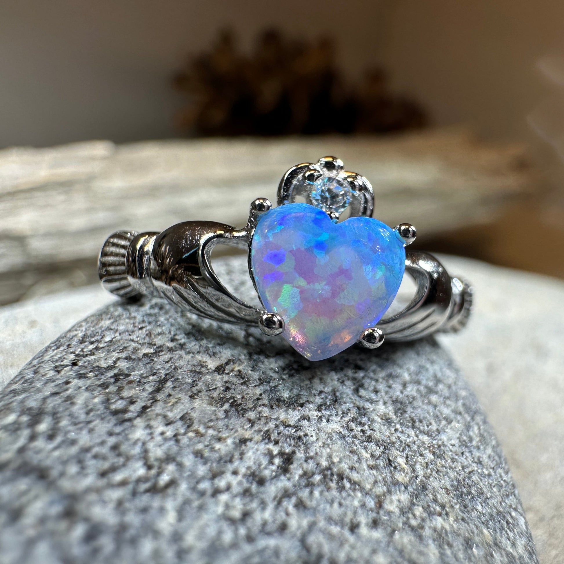 Glynnis Claddagh Ring — view 5