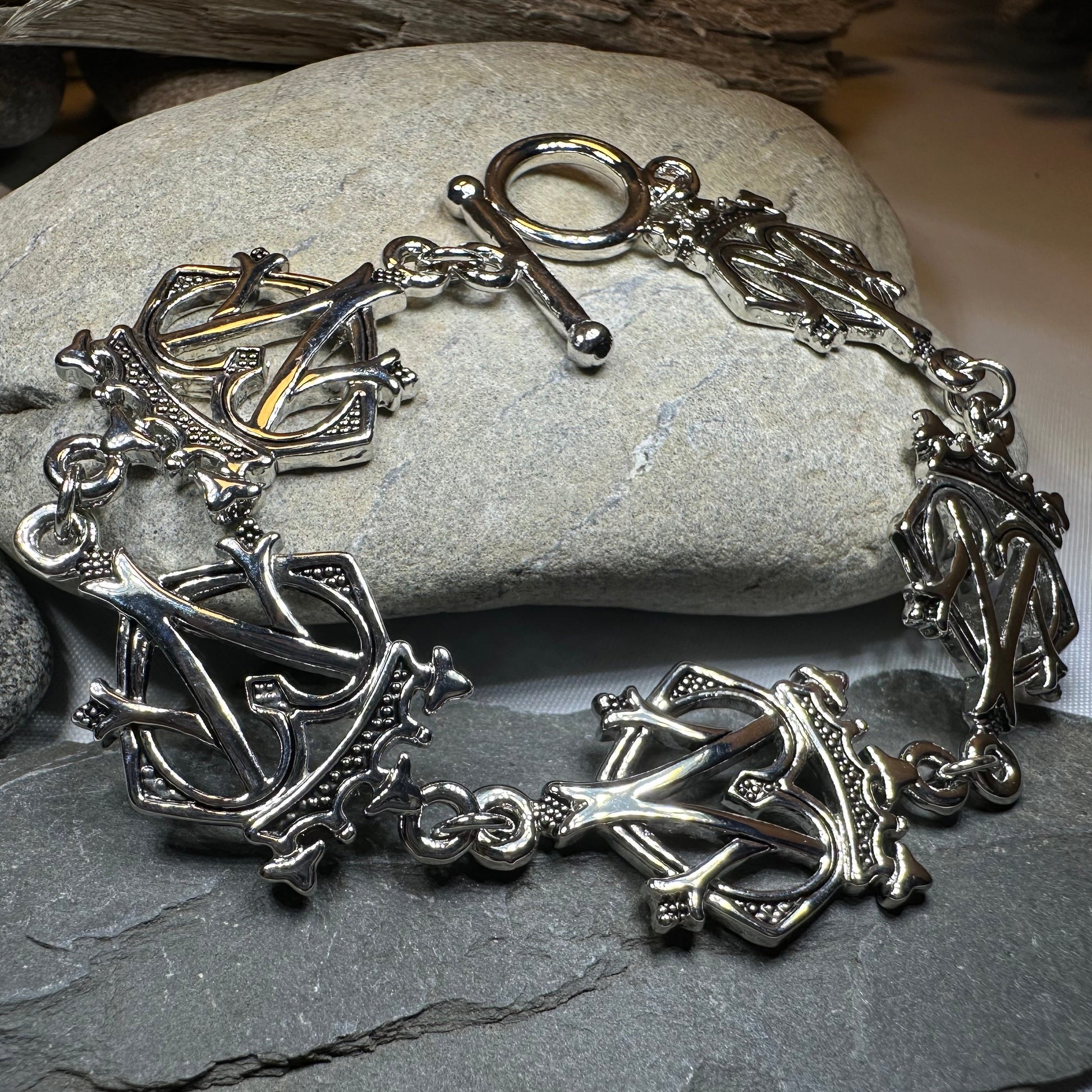 Luckenbooth Bracelet — view 3