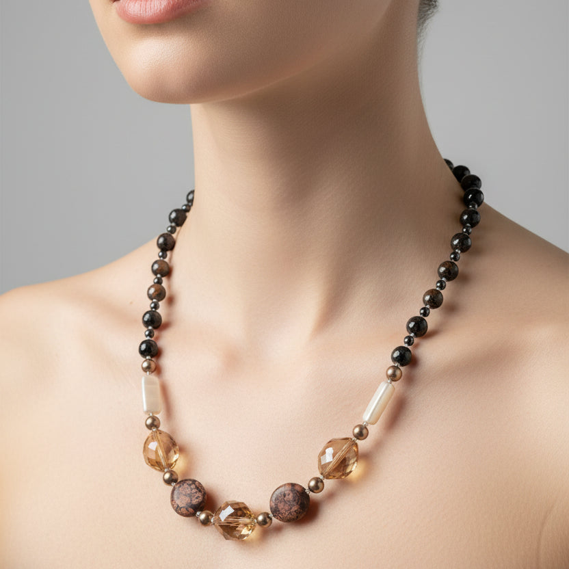 Islay Crystal Necklace in pearl