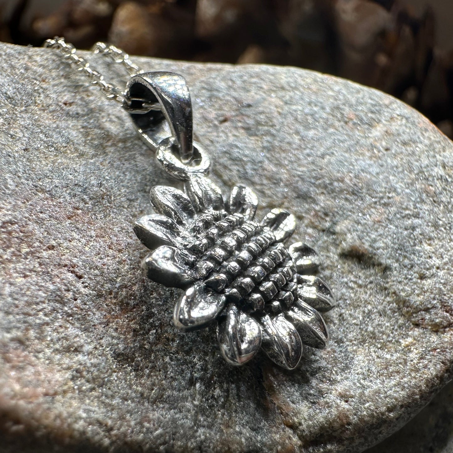 Fonnail Sunflower Necklace in Sterling Silver