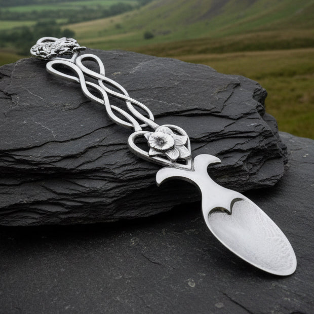 Large Traditional Welsh Daffodil & Dragon Love Spoon in Pewter