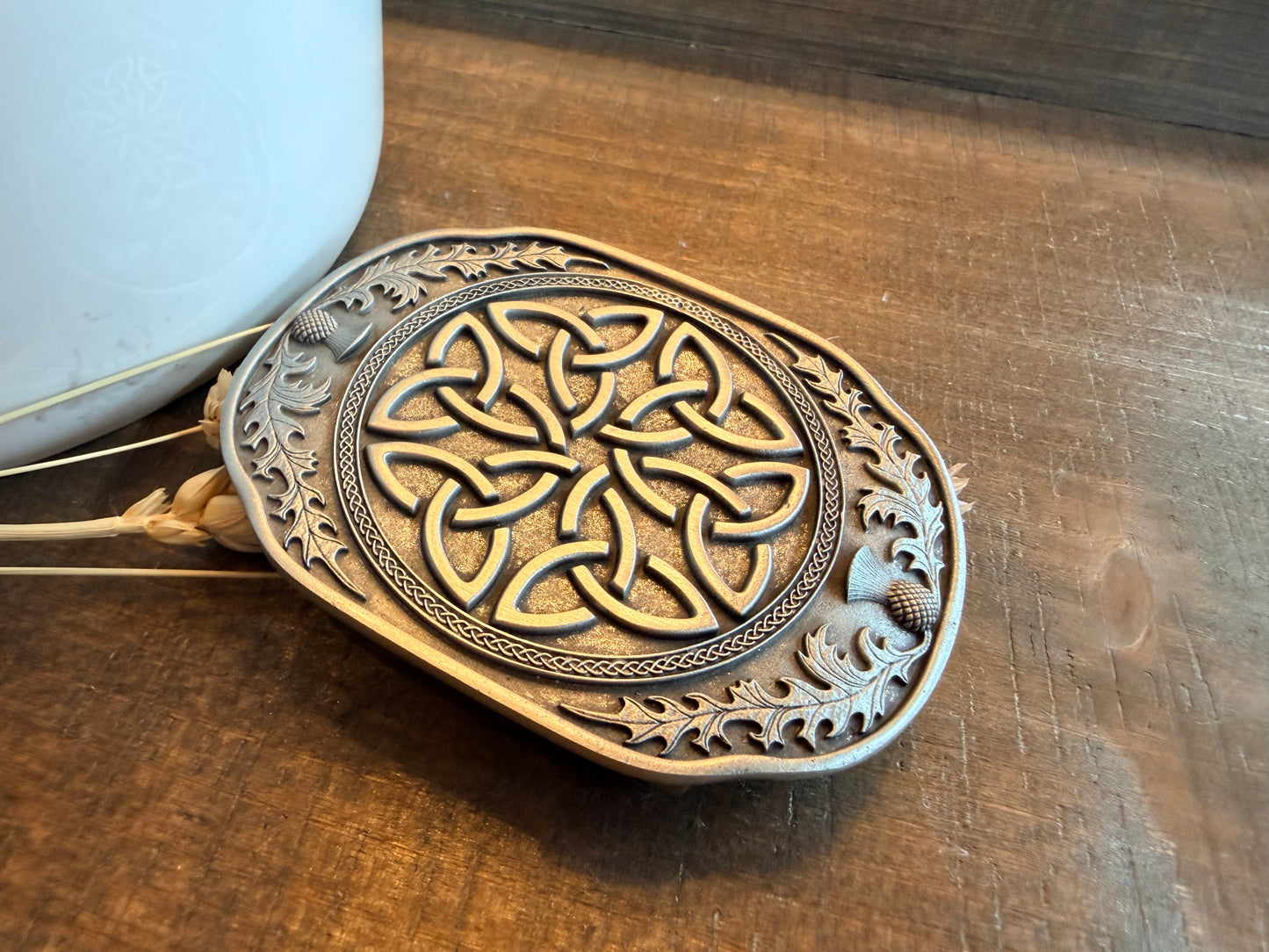 Celtic Knot & Thistle Kilt Belt Buckle - Handmade in Scotland