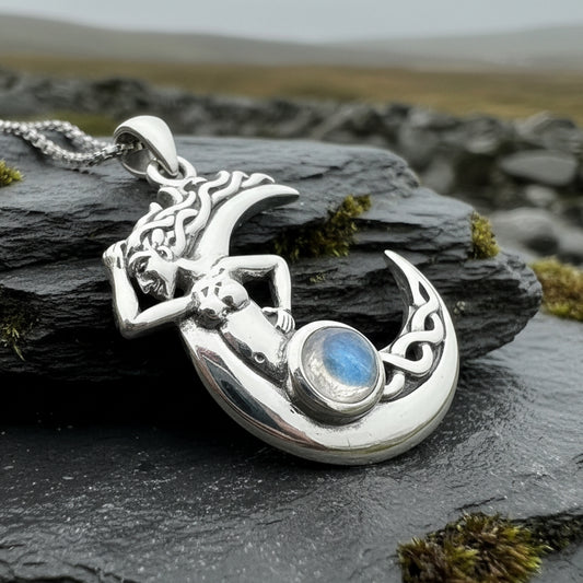Gealach Moon Goddess Necklace with Moonstone
