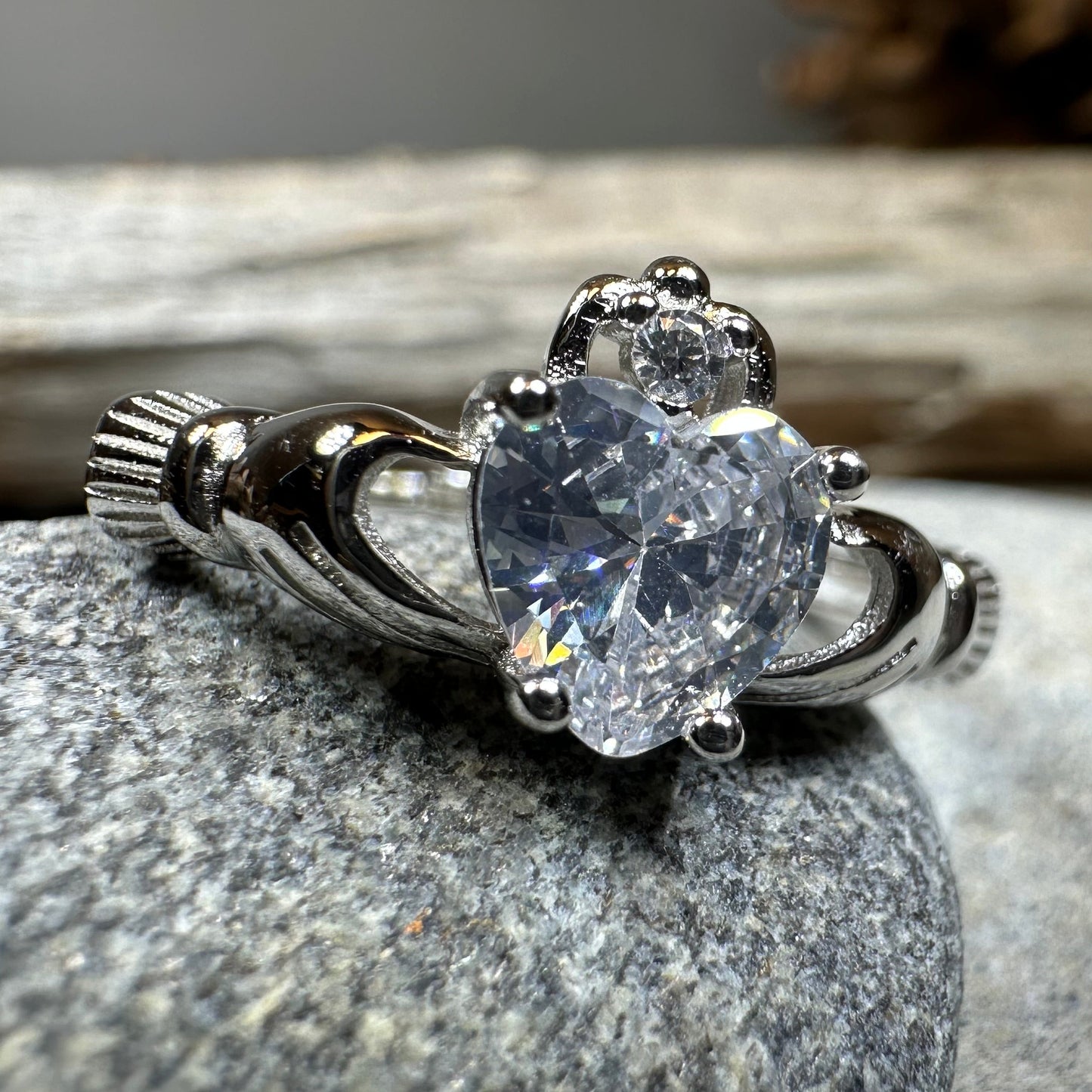 Clare Claddagh Ring — view 8
