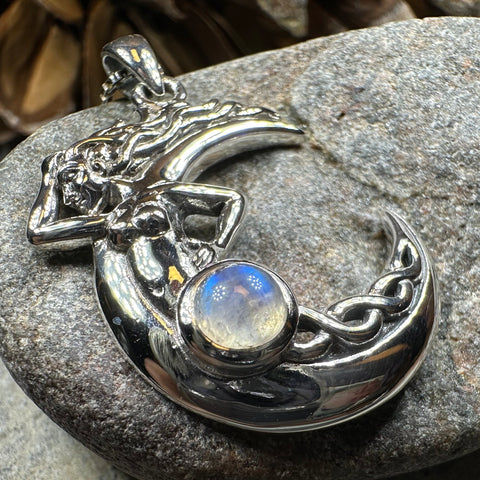 Load image into Gallery viewer, Gealach Moon Goddess Necklace with Moonstone
