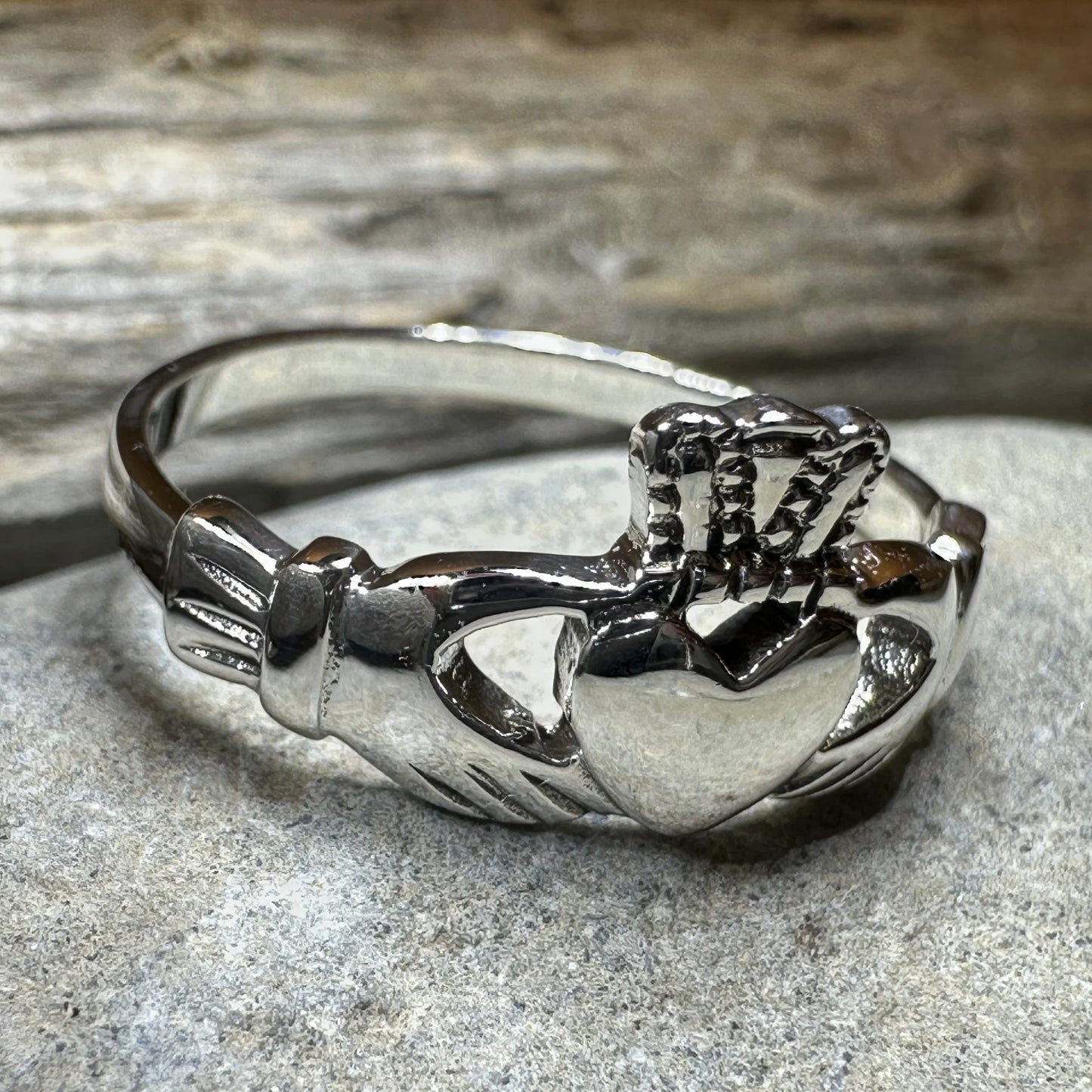 Vow Irish Claddagh Ring — view 6