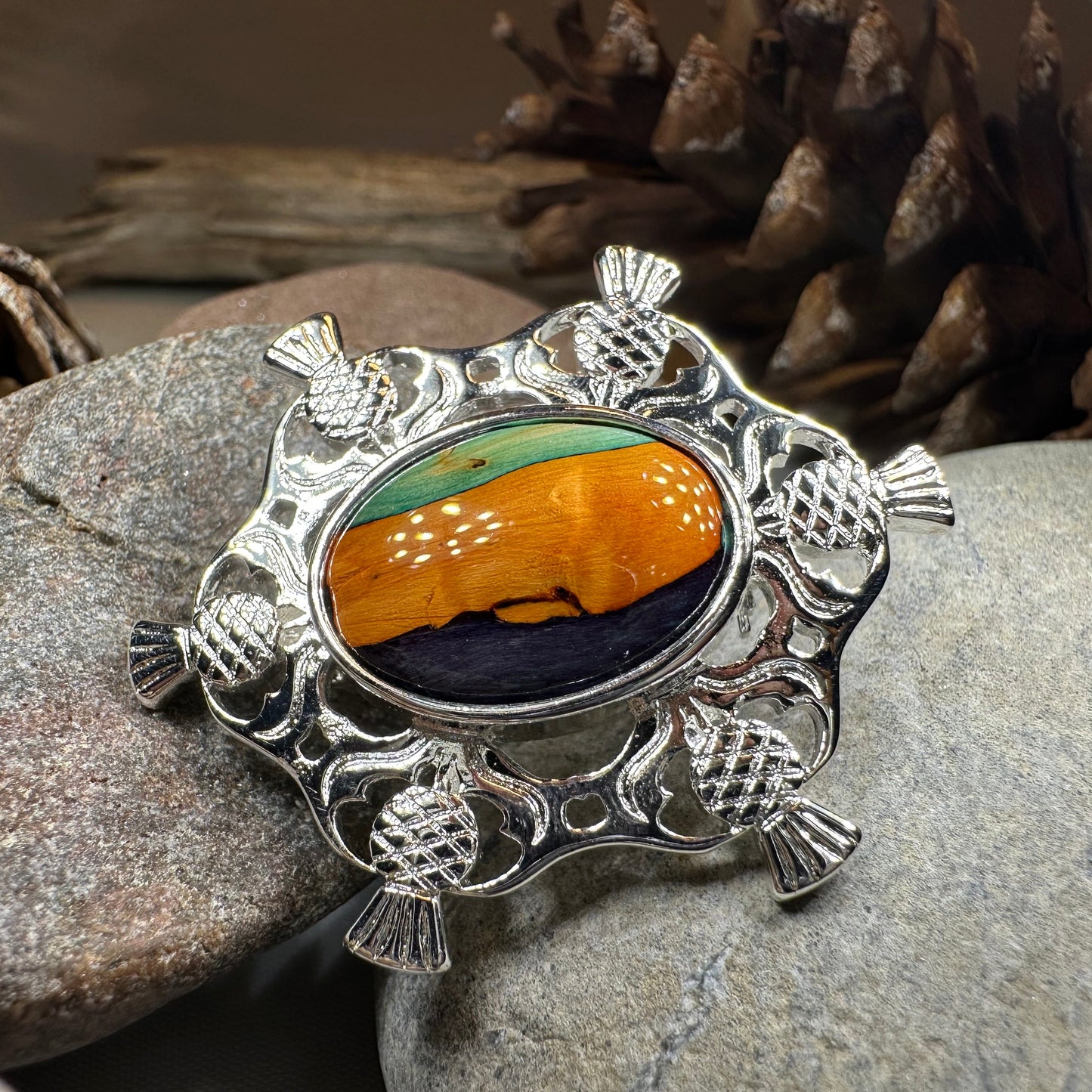 Heathergems Scottish Thistle Oval Brooch - Handmade in Scotland — view 12