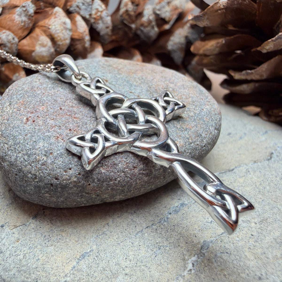 Celtic Dara Knot Cross Necklace in Sterling Silver
