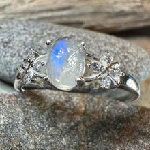 Load image into Gallery viewer, Martine Moonstone Ring
