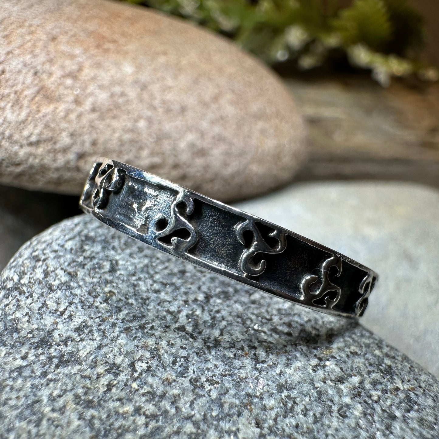 Minimalist Triple Spiral Ring — view 10