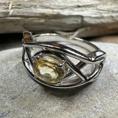Load image into Gallery viewer, Elden Celtic Knot Ring
