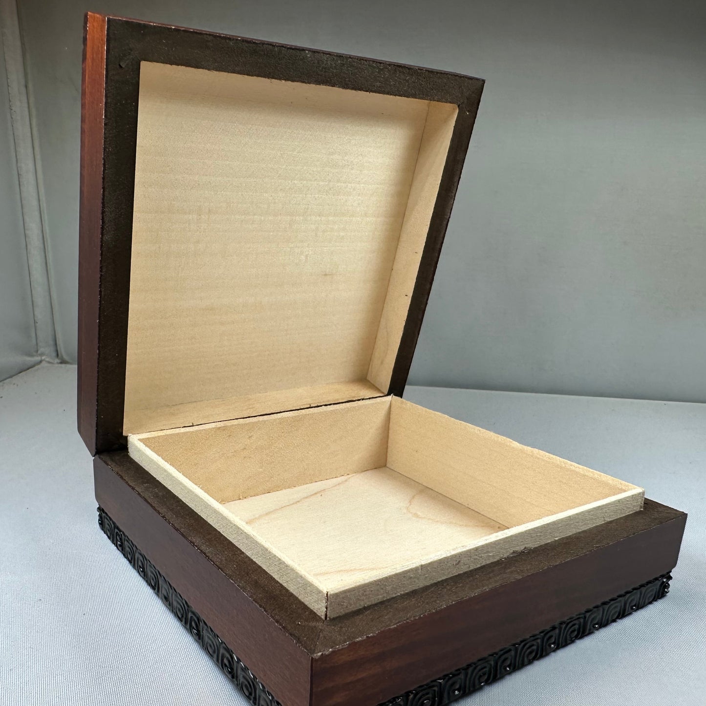 Celtic Four Corner Knot Keepsake Box - Handmade Wooden Box