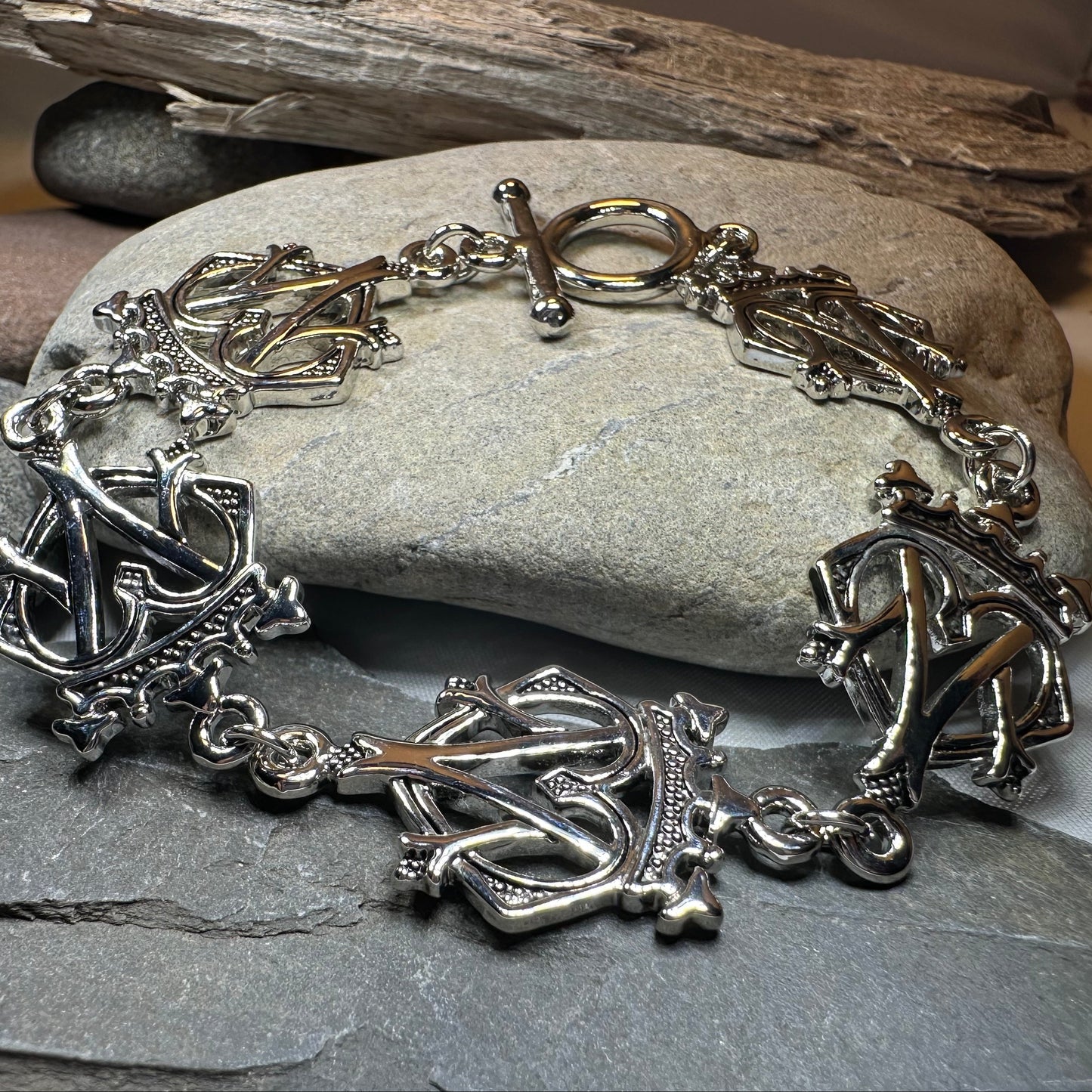 Luckenbooth Bracelet — view 4